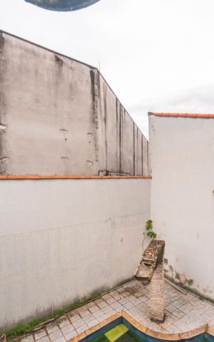 Casa à venda com 340m², 5 quartos e 7 vagas Casa à venda com 340m², 5 quartos e 7 vagasVista da Varanda do Quarto 1