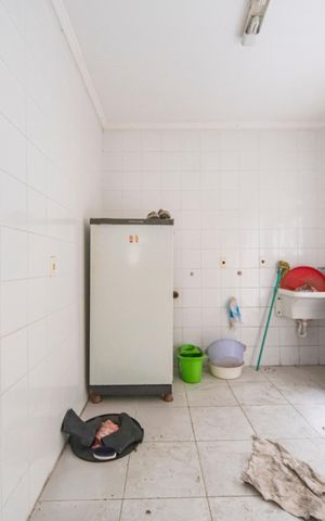 Casa à venda com 340m², 5 quartos e 7 vagas Casa à venda com 340m², 5 quartos e 7 vagasÁrea de Serviço