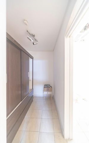 Casa à venda com 340m², 5 quartos e 7 vagas Casa à venda com 340m², 5 quartos e 7 vagasCloset do Quarto 4