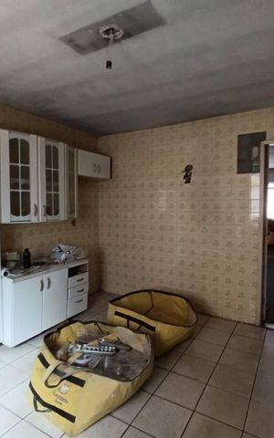 Casa à venda com 90m², 2 quartos e 2 vagas