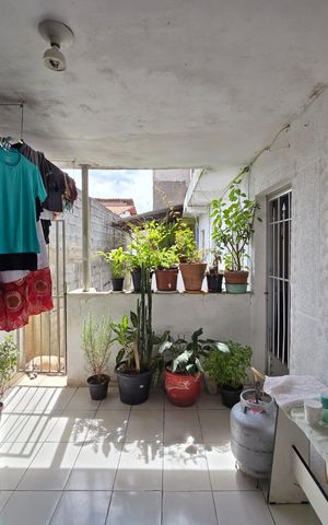Casa à venda com 172m², 5 quartos e 1 vaga Casa à venda com 172m², 5 quartos e 1 vagaCasa 02 Area de Serviço