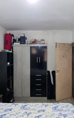 Casa à venda com 172m², 5 quartos e 1 vaga Casa à venda com 172m², 5 quartos e 1 vagaCasa 01 Suíte