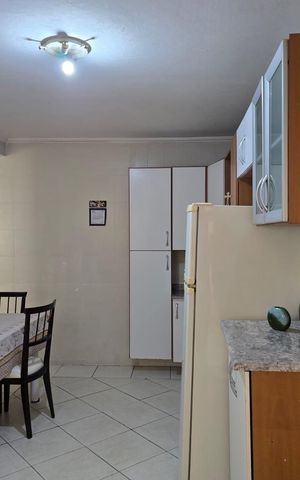 Casa à venda com 172m², 5 quartos e 1 vaga Casa à venda com 172m², 5 quartos e 1 vagaCasa 01 Cozinha