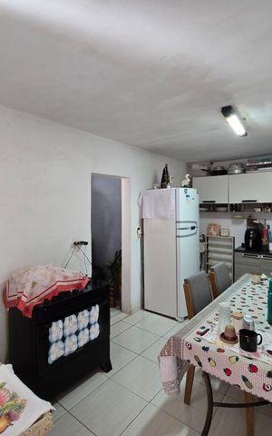 Casa à venda com 172m², 5 quartos e 1 vaga Casa à venda com 172m², 5 quartos e 1 vagaCasa 02 Cozinha