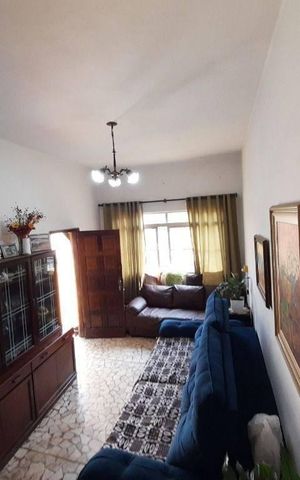 Casa à venda com 130m², 3 quartos e 2 vagas