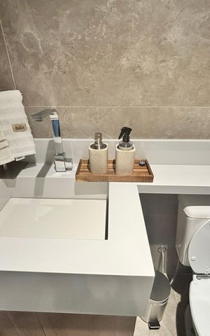 Apartamento à venda com 55m², 2 quartos e 1 vaga Apartamento à venda com 55m², 2 quartos e 1 vagaBanheiro 2