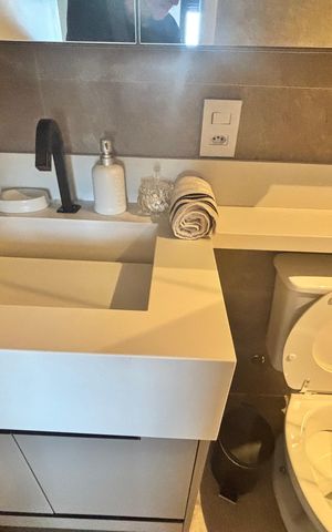 Apartamento à venda com 55m², 2 quartos e 1 vaga Apartamento à venda com 55m², 2 quartos e 1 vagaBanheiro 1