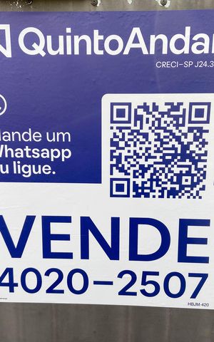 Casa à venda com 158m², 2 quartos e 2 vagas Casa à venda com 158m², 2 quartos e 2 vagasPlaca