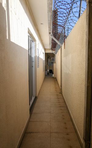 Casa à venda com 158m², 2 quartos e 2 vagas Casa à venda com 158m², 2 quartos e 2 vagasQuintal