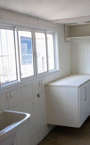 Casa à venda com 158m², 2 quartos e 2 vagas Casa à venda com 158m², 2 quartos e 2 vagasÁrea de Serviço