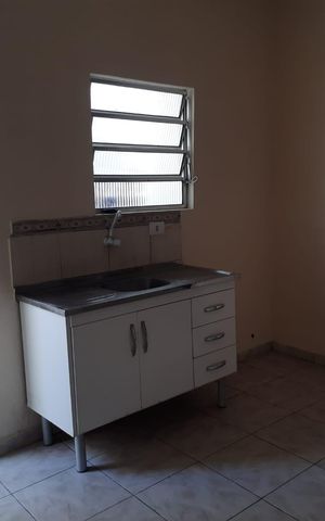 Casa à venda com 220m², 6 quartos e 2 vagas Casa à venda com 220m², 6 quartos e 2 vagasCozinha