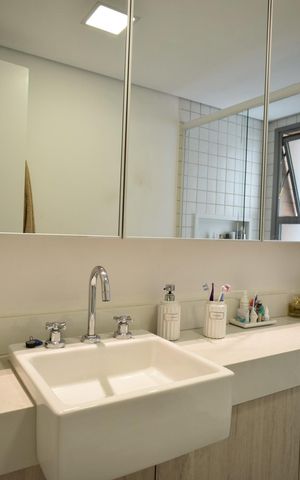 Apartamento à venda com 136m², 2 quartos e 2 vagasBanheiro da Suíte 2