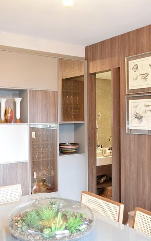 Apartamento à venda com 136m², 2 quartos e 2 vagasSala de jantar