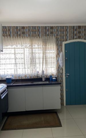 Casa para alugar com 116m², 2 quartos e 2 vagas Casa para alugar com 116m², 2 quartos e 2 vagasCozinha
