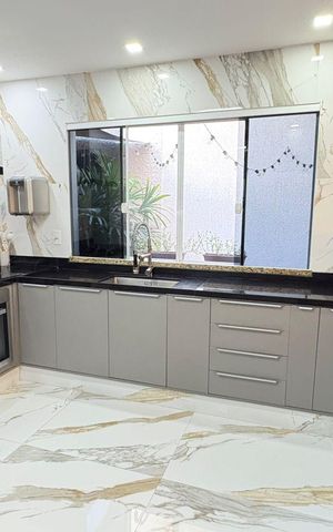 Casa de condomínio à venda com 232m², 3 quartos e 1 vagaCozinha
