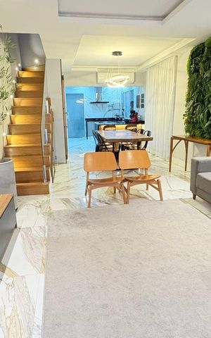 Casa de condomínio à venda com 232m², 3 quartos e 1 vagaSala