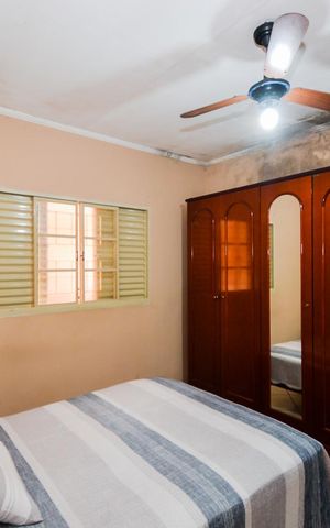 Casa à venda com 214m², 3 quartos e 3 vagasQuarto 3 - Suíte