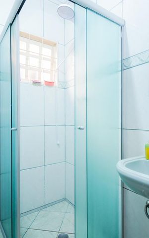 Casa à venda com 214m², 3 quartos e 3 vagasBanheiro Social