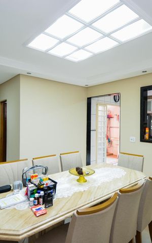 Casa à venda com 214m², 3 quartos e 3 vagasCopa