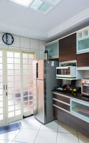 Casa à venda com 214m², 3 quartos e 3 vagasCozinha