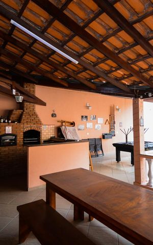 Casa à venda com 214m², 3 quartos e 3 vagasÁrea gourmet