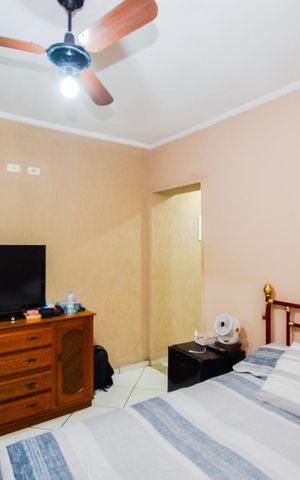 Casa à venda com 214m², 3 quartos e 3 vagasQuarto 3 - Suíte