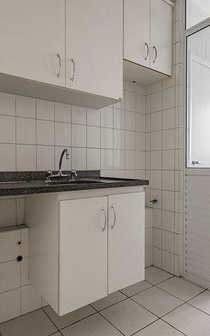 Apartamento à venda com 55m², 2 quartos e 1 vaga Apartamento à venda com 55m², 2 quartos e 1 vagaCozinha