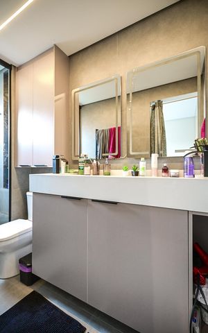 Apartamento à venda com 77m², 1 quarto e 2 vagasBanheiro Suíte 