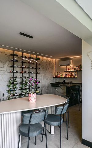 Apartamento à venda com 77m², 1 quarto e 2 vagasSala