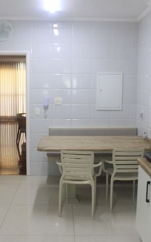 Apartamento à venda com 175m², 4 quartos e 4 vagasCozinha