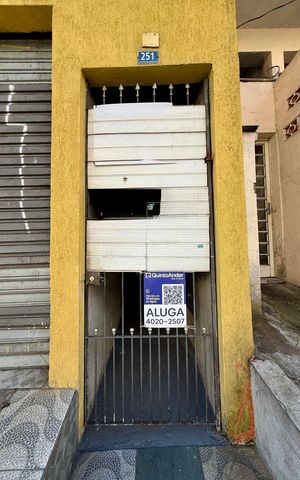 Casa para alugar com 150m², 3 quartos e sem vaga Casa para alugar com 150m², 3 quartos e sem vagaPlaca