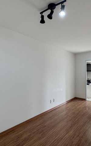 Apartamento à venda com 64m², 3 quartos e 1 vaga Apartamento à venda com 64m², 3 quartos e 1 vagaSala
