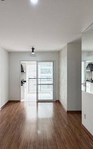 Apartamento à venda com 64m², 3 quartos e 1 vaga Apartamento à venda com 64m², 3 quartos e 1 vagaSala