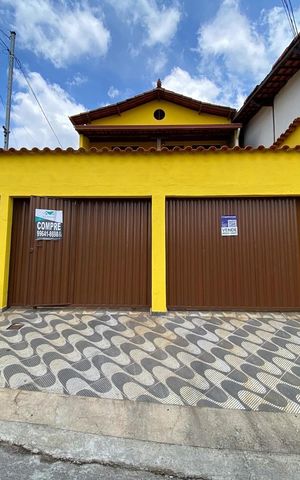 Casa à venda com 360m², 3 quartos e 3 vagasFachada
