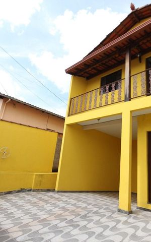 Casa à venda com 360m², 3 quartos e 3 vagasFachada