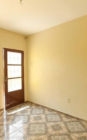 Casa à venda com 360m², 3 quartos e 3 vagasSala