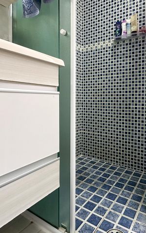 Apartamento à venda com 68m², 3 quartos e 1 vaga Apartamento à venda com 68m², 3 quartos e 1 vagaBanheiro Social