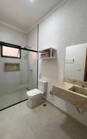 Casa de condomínio à venda com 300m², 4 quartos e 4 vagas