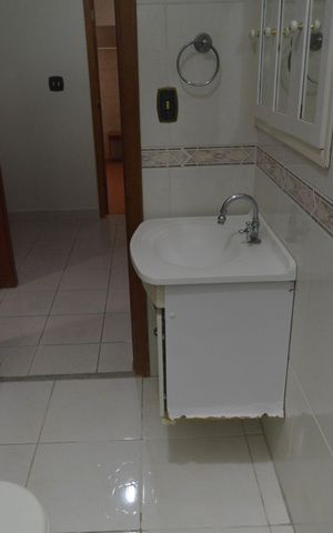 Casa para alugar com 290m², 3 quartos e 5 vagasBanheiro da Suíte 2