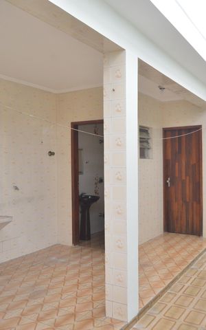 Casa para alugar com 290m², 3 quartos e 5 vagasÁrea de Serviço