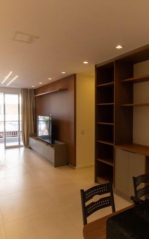 Apartamento à venda com 99m², 2 quartos e 2 vagas Apartamento à venda com 99m², 2 quartos e 2 vagasSala