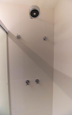 Apartamento à venda com 99m², 2 quartos e 2 vagas Apartamento à venda com 99m², 2 quartos e 2 vagasBanheiro Social