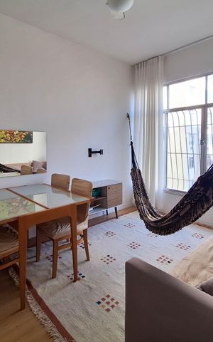 Apartamento à venda com 145m², 3 quartos e sem vaga Apartamento à venda com 145m², 3 quartos e sem vagaSala