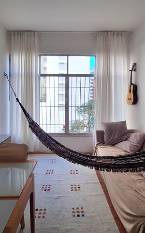 Apartamento à venda com 145m², 3 quartos e sem vaga Apartamento à venda com 145m², 3 quartos e sem vagaSala