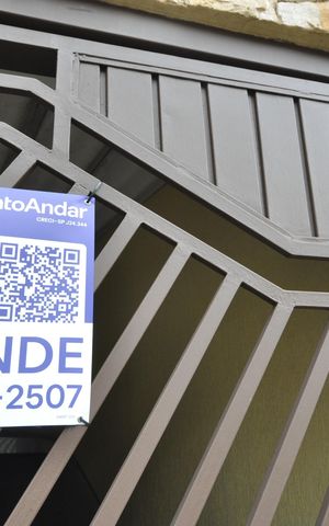 Casa à venda com 122m², 3 quartos e 2 vagasPlaca