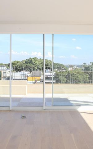 Apartamento à venda com 220m², 3 quartos e 2 vagas Apartamento à venda com 220m², 3 quartos e 2 vagasSala