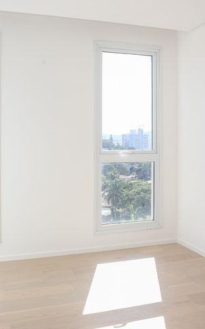 Apartamento à venda com 220m², 3 quartos e 2 vagas Apartamento à venda com 220m², 3 quartos e 2 vagasQuarto 3