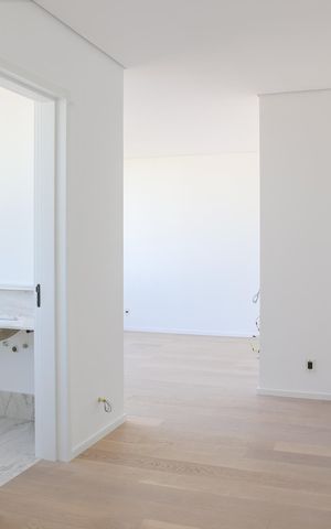 Apartamento à venda com 220m², 3 quartos e 2 vagas Apartamento à venda com 220m², 3 quartos e 2 vagasSuíte 1