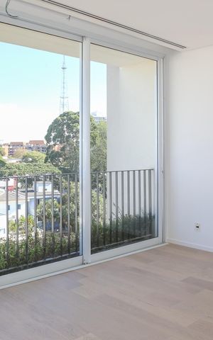 Apartamento à venda com 220m², 3 quartos e 2 vagas Apartamento à venda com 220m², 3 quartos e 2 vagasSuíte 1