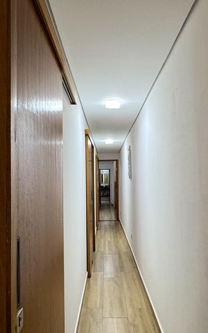 Casa à venda com 240m², 3 quartos e 2 vagas Casa à venda com 240m², 3 quartos e 2 vagasAcesso - Quartos